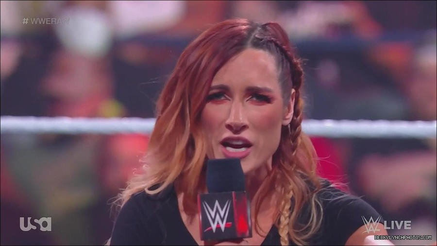WWE_Monday_Night_Raw_2023_05_15_720p_HDTV_x264-NWCHD_mp4_003312863.jpg