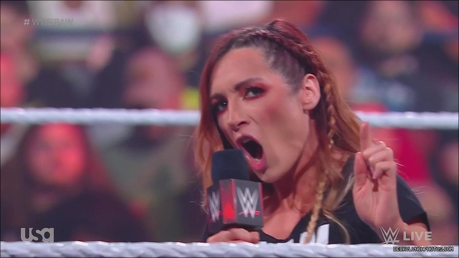WWE_Monday_Night_Raw_2023_05_15_720p_HDTV_x264-NWCHD_mp4_003319670.jpg