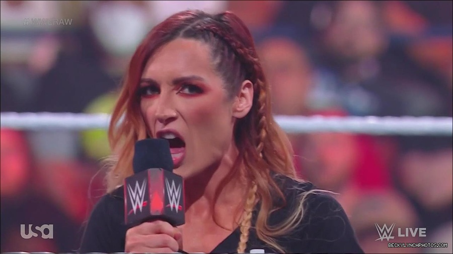 WWE_Monday_Night_Raw_2023_05_15_720p_HDTV_x264-NWCHD_mp4_003321672.jpg