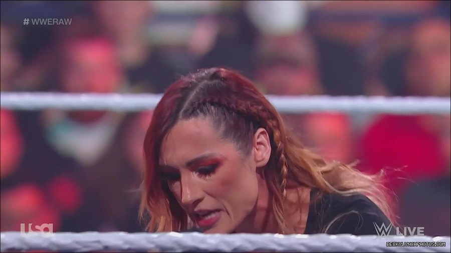 WWE_Monday_Night_Raw_2023_05_15_720p_HDTV_x264-NWCHD_mp4_003330481.jpg