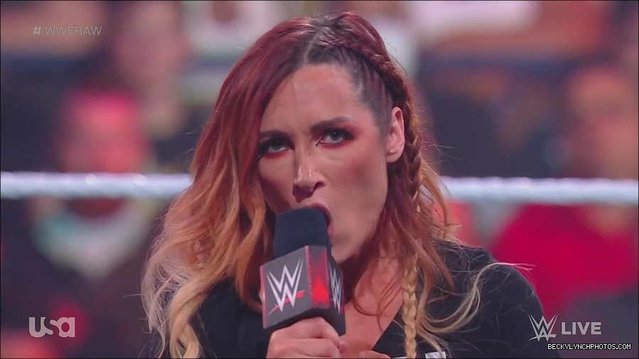 WWE_Monday_Night_Raw_2023_05_15_720p_HDTV_x264-NWCHD_mp4_003335286.jpg