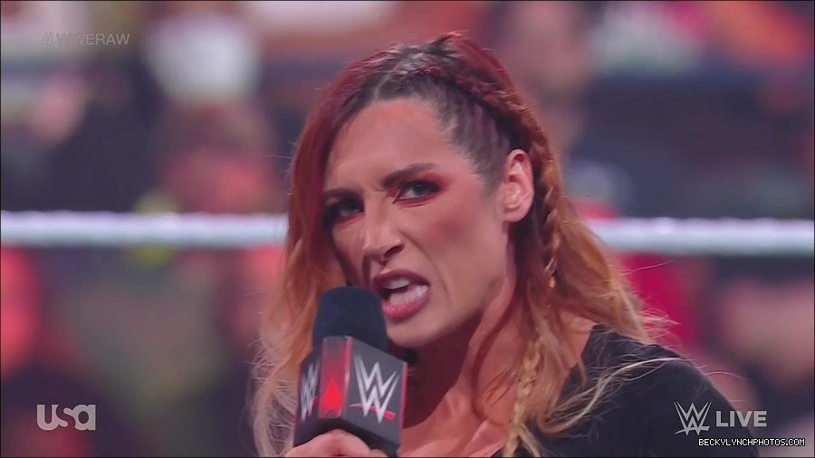 WWE_Monday_Night_Raw_2023_05_15_720p_HDTV_x264-NWCHD_mp4_003340491.jpg