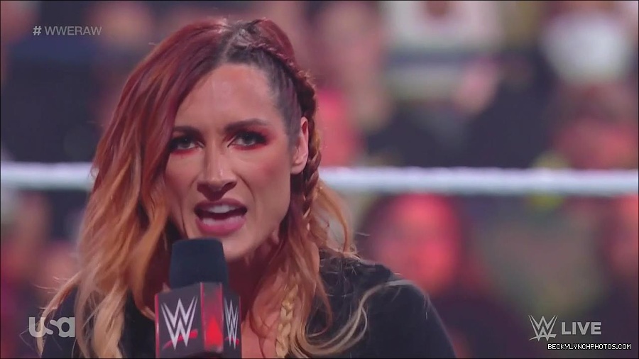 WWE_Monday_Night_Raw_2023_05_15_720p_HDTV_x264-NWCHD_mp4_003342893.jpg