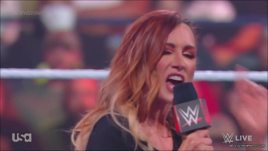 WWE_Monday_Night_Raw_2023_05_15_720p_HDTV_x264-NWCHD_mp4_003344495.jpg