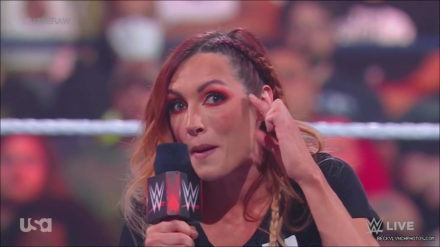 WWE_Monday_Night_Raw_2023_05_15_720p_HDTV_x264-NWCHD_mp4_003347298.jpg