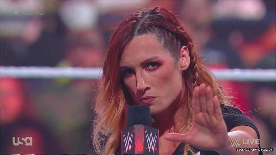WWE_Monday_Night_Raw_2023_05_15_720p_HDTV_x264-NWCHD_mp4_003354905.jpg