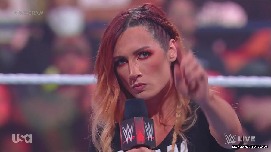 WWE_Monday_Night_Raw_2023_05_15_720p_HDTV_x264-NWCHD_mp4_003358109.jpg