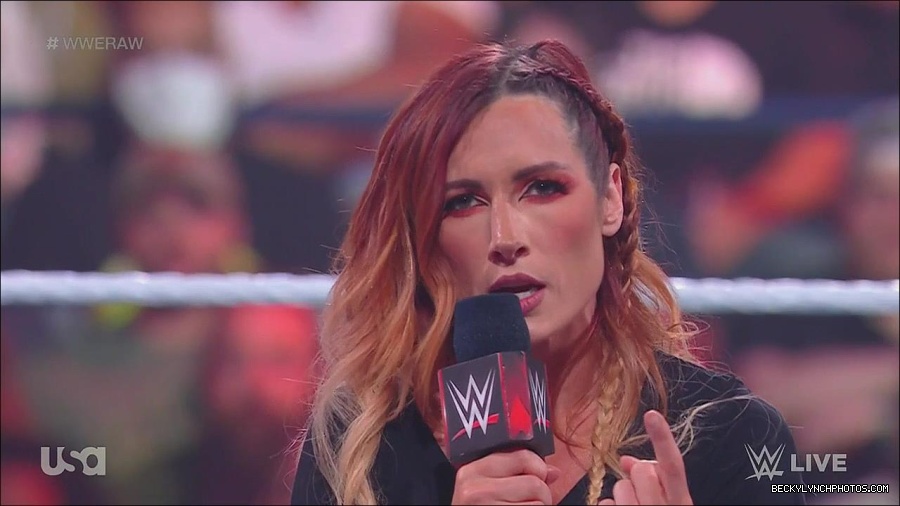 WWE_Monday_Night_Raw_2023_05_15_720p_HDTV_x264-NWCHD_mp4_003362513.jpg