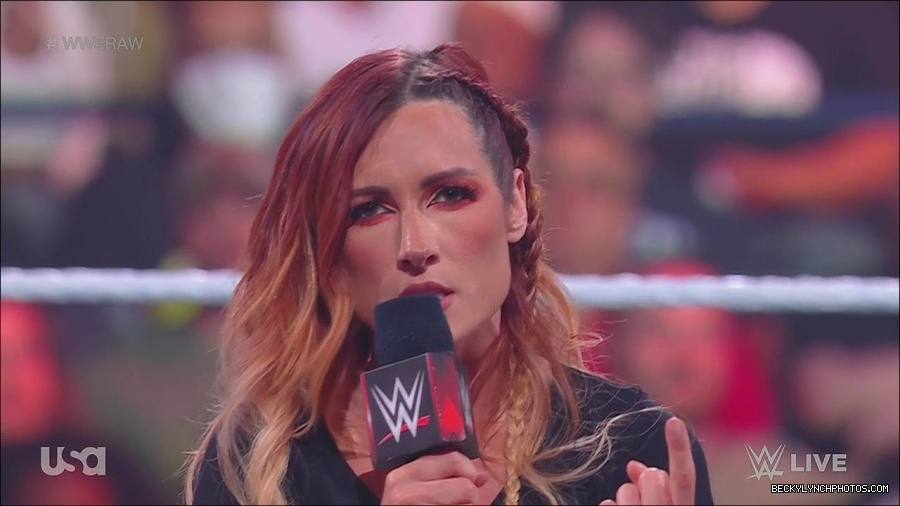 WWE_Monday_Night_Raw_2023_05_15_720p_HDTV_x264-NWCHD_mp4_003363714.jpg