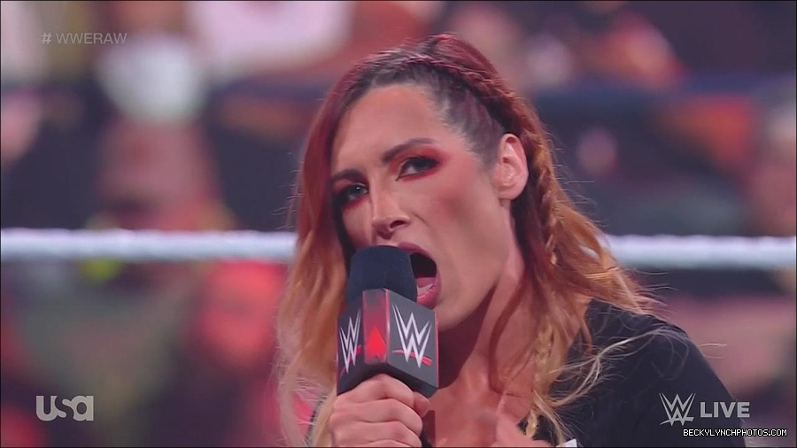 WWE_Monday_Night_Raw_2023_05_15_720p_HDTV_x264-NWCHD_mp4_003366517.jpg