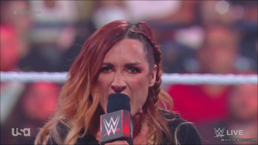WWE_Monday_Night_Raw_2023_05_15_720p_HDTV_x264-NWCHD_mp4_003378129.jpg