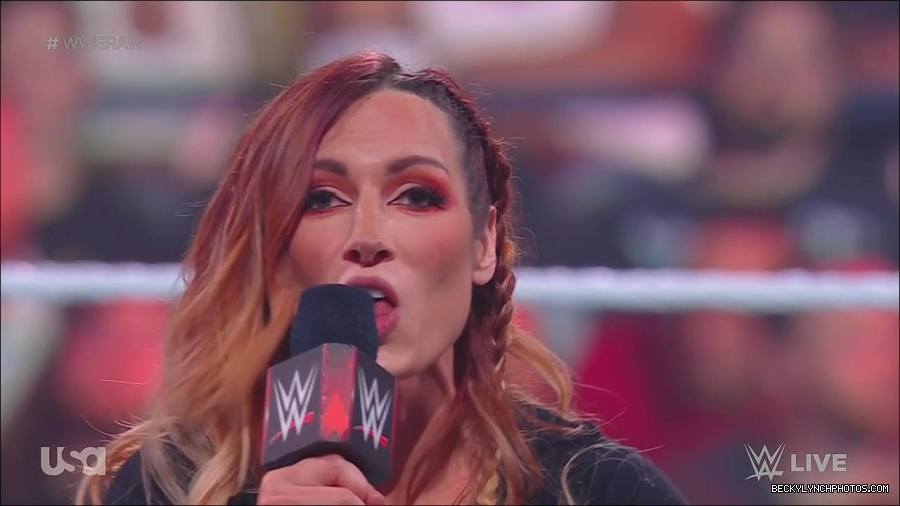 WWE_Monday_Night_Raw_2023_05_15_720p_HDTV_x264-NWCHD_mp4_003386937.jpg