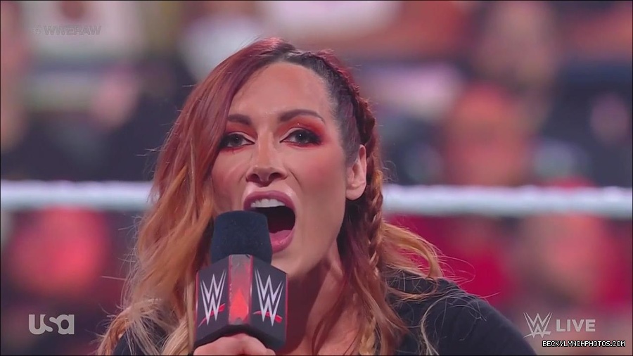 WWE_Monday_Night_Raw_2023_05_15_720p_HDTV_x264-NWCHD_mp4_003387338.jpg