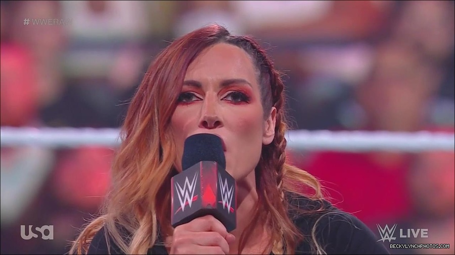 WWE_Monday_Night_Raw_2023_05_15_720p_HDTV_x264-NWCHD_mp4_003389340.jpg