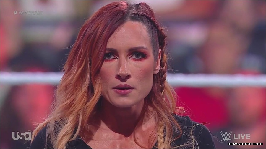 WWE_Monday_Night_Raw_2023_05_15_720p_HDTV_x264-NWCHD_mp4_003393344.jpg