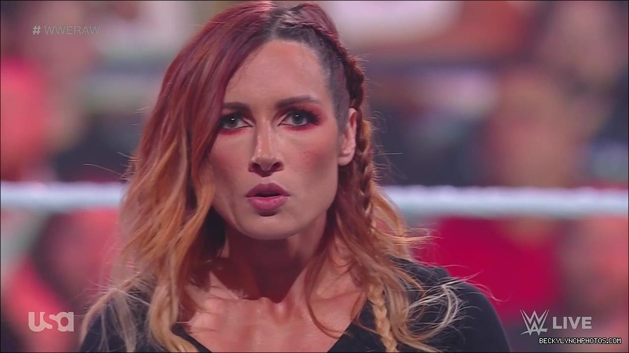 WWE_Monday_Night_Raw_2023_05_15_720p_HDTV_x264-NWCHD_mp4_003395346.jpg