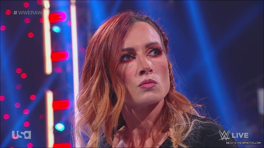 WWE_Monday_Night_Raw_2023_05_15_720p_HDTV_x264-NWCHD_mp4_003407758.jpg