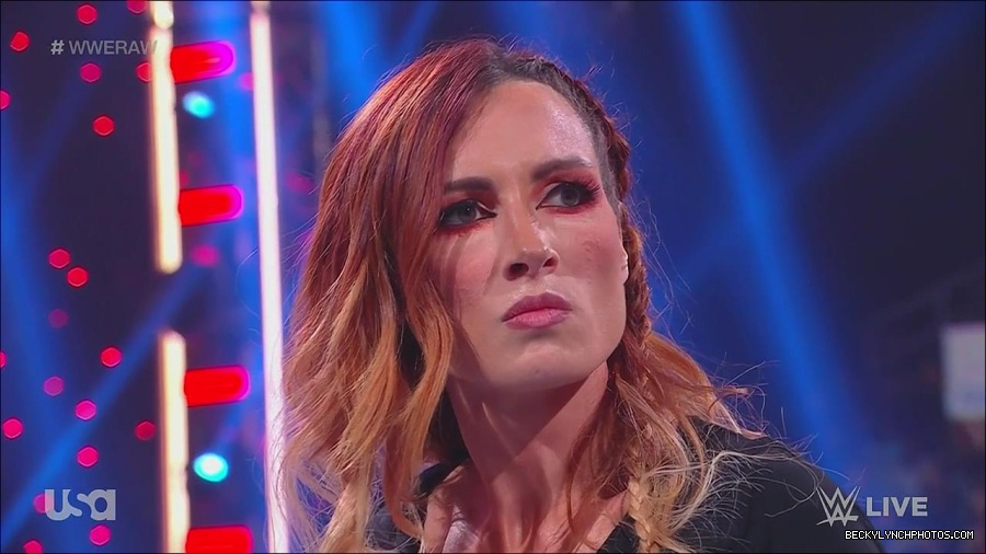 WWE_Monday_Night_Raw_2023_05_15_720p_HDTV_x264-NWCHD_mp4_003408159.jpg