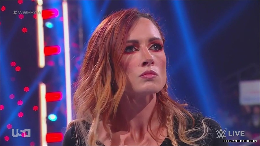 WWE_Monday_Night_Raw_2023_05_15_720p_HDTV_x264-NWCHD_mp4_003409360.jpg