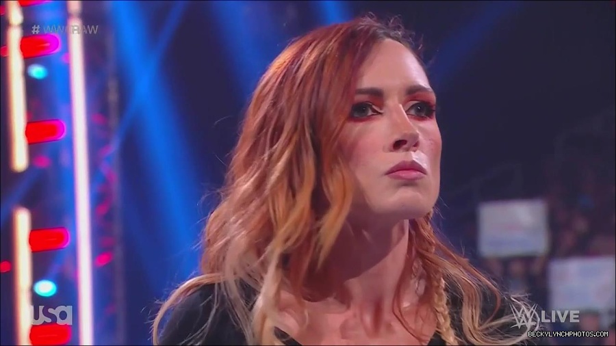 WWE_Monday_Night_Raw_2023_05_15_720p_HDTV_x264-NWCHD_mp4_003409760.jpg
