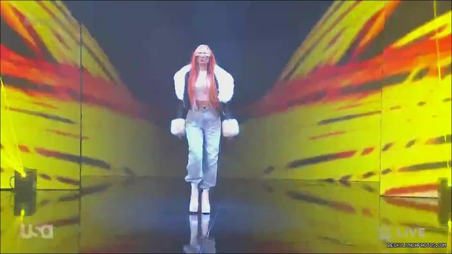 WWE_Monday_Night_Raw_2023_05_22_720p_HDTV_x264-NWCHD_mp4_004844360.jpg