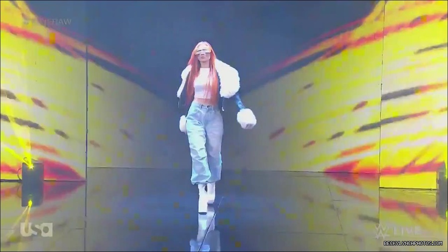 WWE_Monday_Night_Raw_2023_05_22_720p_HDTV_x264-NWCHD_mp4_004844760.jpg