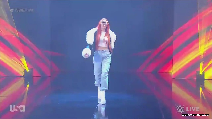 WWE_Monday_Night_Raw_2023_05_22_720p_HDTV_x264-NWCHD_mp4_004846362.jpg