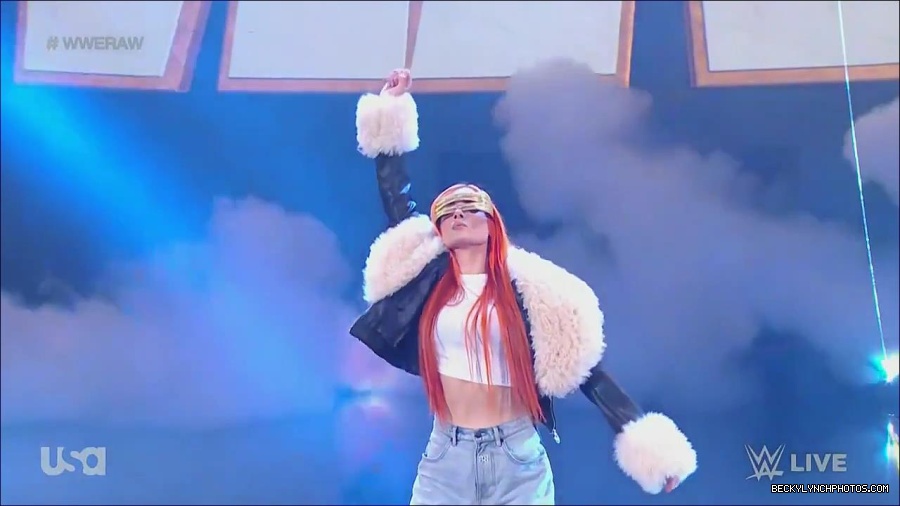 WWE_Monday_Night_Raw_2023_05_22_720p_HDTV_x264-NWCHD_mp4_004852368.jpg