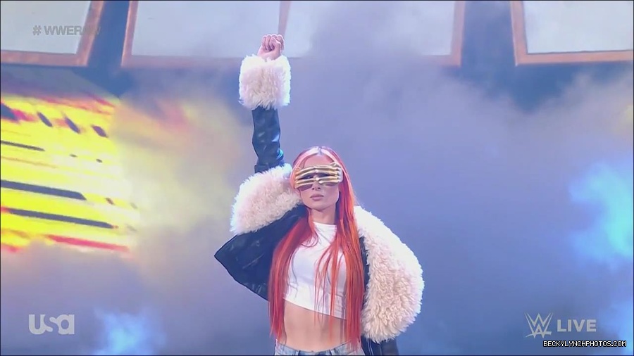 WWE_Monday_Night_Raw_2023_05_22_720p_HDTV_x264-NWCHD_mp4_004854770.jpg