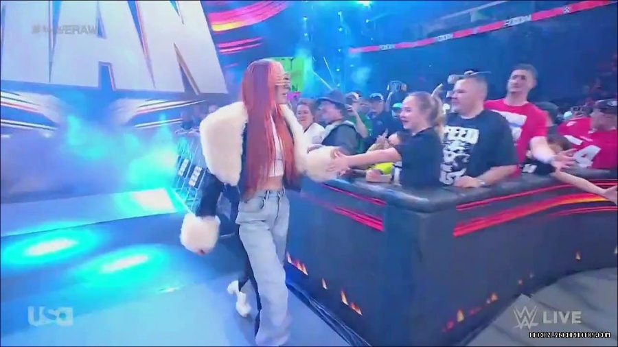 WWE_Monday_Night_Raw_2023_05_22_720p_HDTV_x264-NWCHD_mp4_004868384.jpg