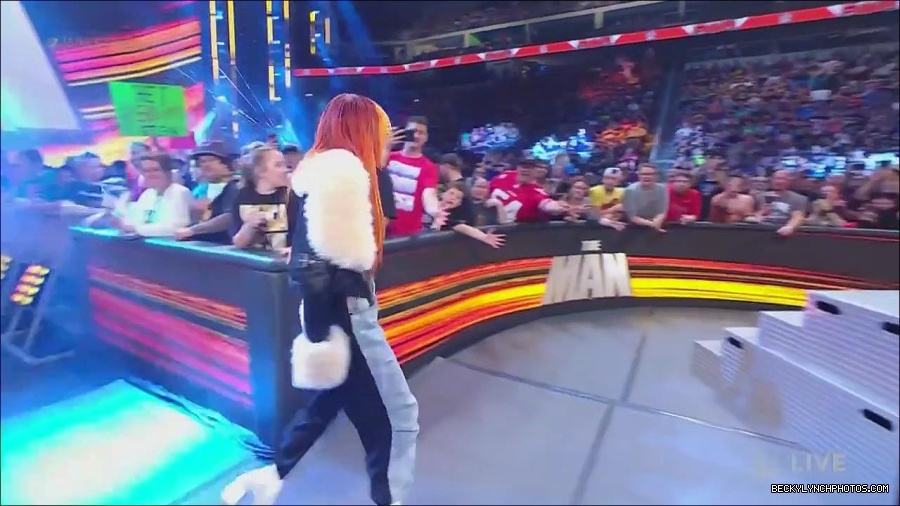 WWE_Monday_Night_Raw_2023_05_22_720p_HDTV_x264-NWCHD_mp4_004869585.jpg