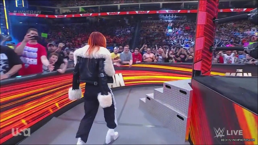WWE_Monday_Night_Raw_2023_05_22_720p_HDTV_x264-NWCHD_mp4_004870786.jpg