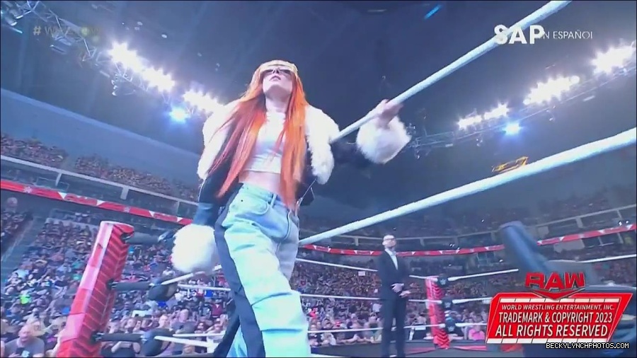 WWE_Monday_Night_Raw_2023_05_22_720p_HDTV_x264-NWCHD_mp4_004876792.jpg