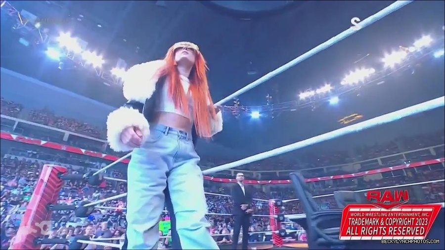WWE_Monday_Night_Raw_2023_05_22_720p_HDTV_x264-NWCHD_mp4_004877193.jpg