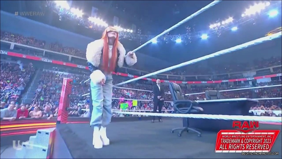 WWE_Monday_Night_Raw_2023_05_22_720p_HDTV_x264-NWCHD_mp4_004878394.jpg