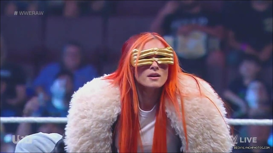 WWE_Monday_Night_Raw_2023_05_22_720p_HDTV_x264-NWCHD_mp4_004888004.jpg