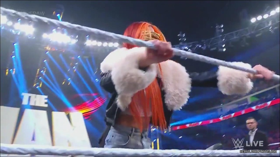 WWE_Monday_Night_Raw_2023_05_22_720p_HDTV_x264-NWCHD_mp4_004892408.jpg
