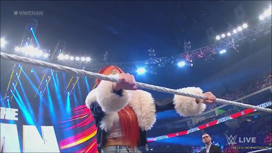 WWE_Monday_Night_Raw_2023_05_22_720p_HDTV_x264-NWCHD_mp4_004893209.jpg