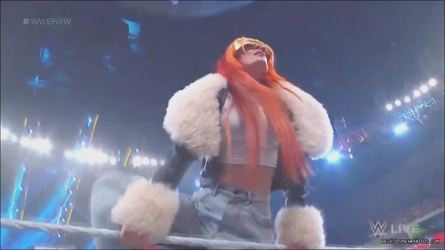 WWE_Monday_Night_Raw_2023_05_22_720p_HDTV_x264-NWCHD_mp4_004894010.jpg