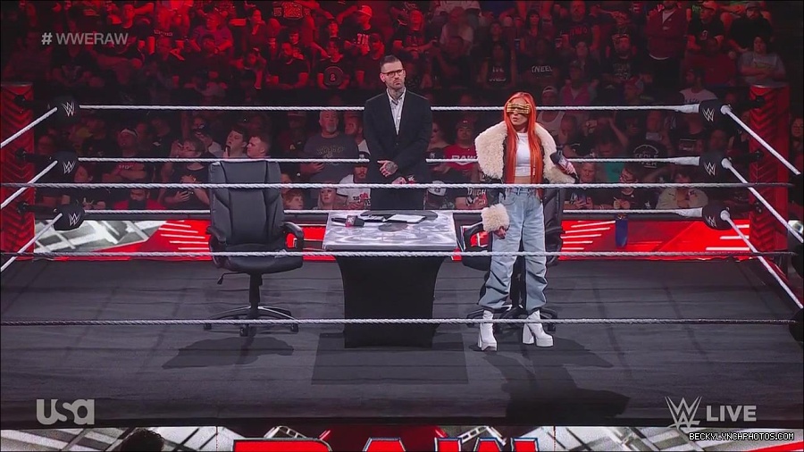 WWE_Monday_Night_Raw_2023_05_22_720p_HDTV_x264-NWCHD_mp4_004967149.jpg
