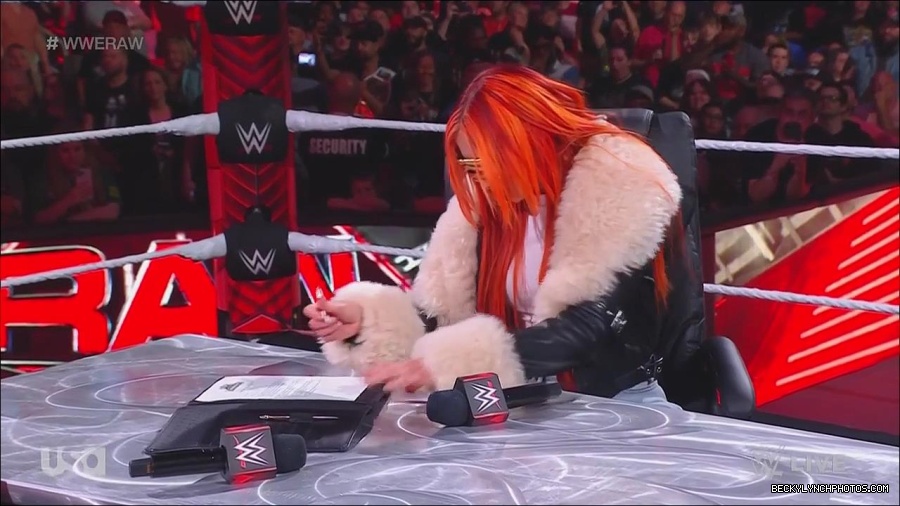 WWE_Monday_Night_Raw_2023_05_22_720p_HDTV_x264-NWCHD_mp4_004989171.jpg