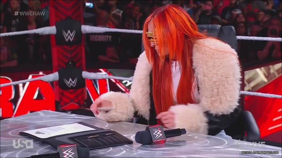 WWE_Monday_Night_Raw_2023_05_22_720p_HDTV_x264-NWCHD_mp4_004992775.jpg