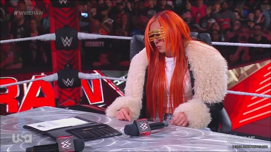 WWE_Monday_Night_Raw_2023_05_22_720p_HDTV_x264-NWCHD_mp4_004993576.jpg