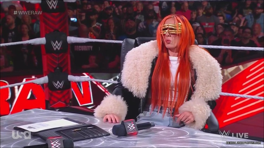 WWE_Monday_Night_Raw_2023_05_22_720p_HDTV_x264-NWCHD_mp4_004994377.jpg