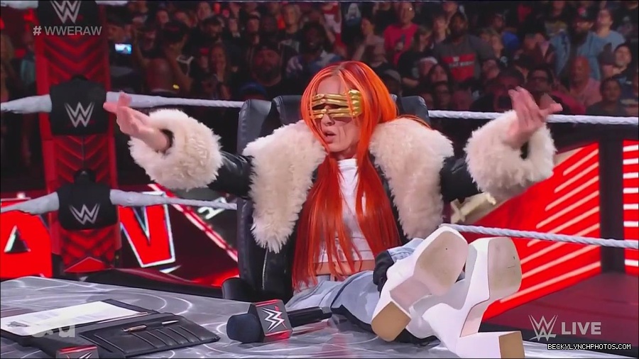 WWE_Monday_Night_Raw_2023_05_22_720p_HDTV_x264-NWCHD_mp4_004996779.jpg