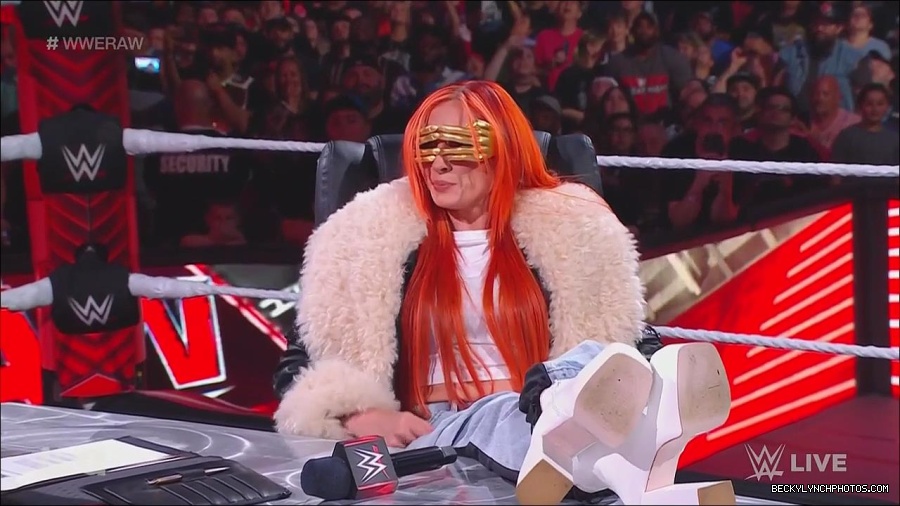 WWE_Monday_Night_Raw_2023_05_22_720p_HDTV_x264-NWCHD_mp4_004997580.jpg
