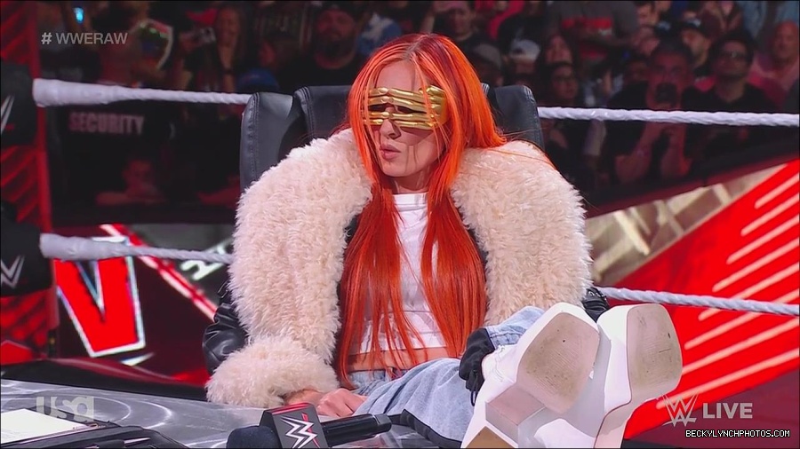 WWE_Monday_Night_Raw_2023_05_22_720p_HDTV_x264-NWCHD_mp4_005001984.jpg