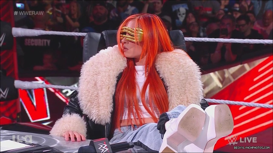WWE_Monday_Night_Raw_2023_05_22_720p_HDTV_x264-NWCHD_mp4_005005187.jpg