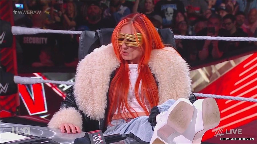WWE_Monday_Night_Raw_2023_05_22_720p_HDTV_x264-NWCHD_mp4_005005588.jpg
