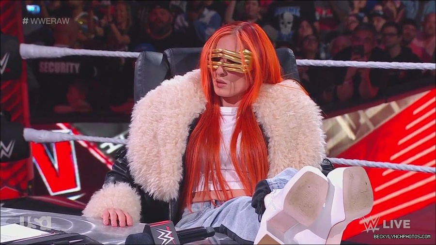 WWE_Monday_Night_Raw_2023_05_22_720p_HDTV_x264-NWCHD_mp4_005005988.jpg